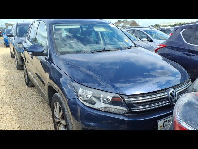 BUY VOLKSWAGEN TIGUAN MATCH TDI BMT 4MOT 2015 MATCH TDI BLUEMOTION TECHNOLOGY 4MOTION, Newark Motor Auctions
