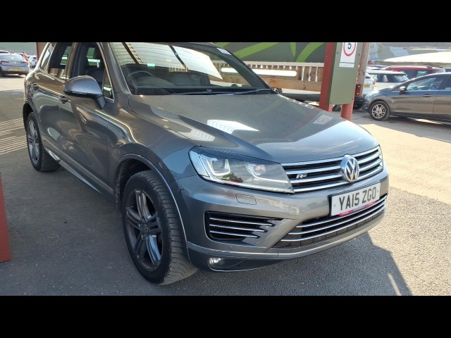BUY VOLKSWAGEN TOUAREG V6 R-LINE TDI BMT 2015 V6 R-LINE TDI BLUEMOTION TECHNOLOGY, Newark Motor Auctions