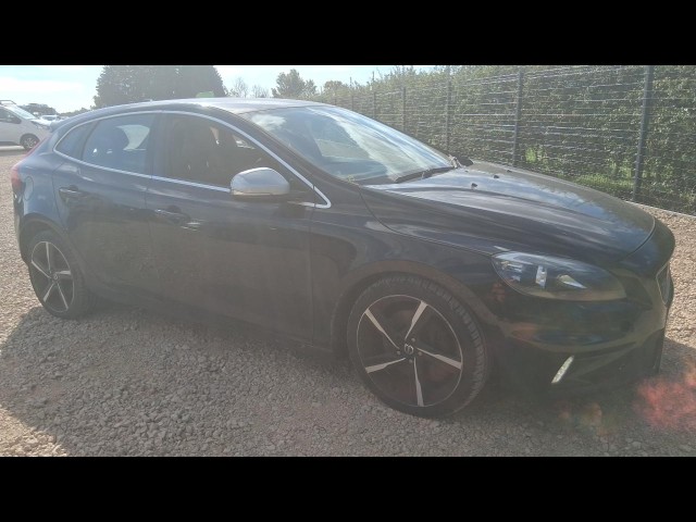 BUY VOLVO V40 R-DESIGN D3 2013 D3 R-DESIGN, Newark Motor Auctions