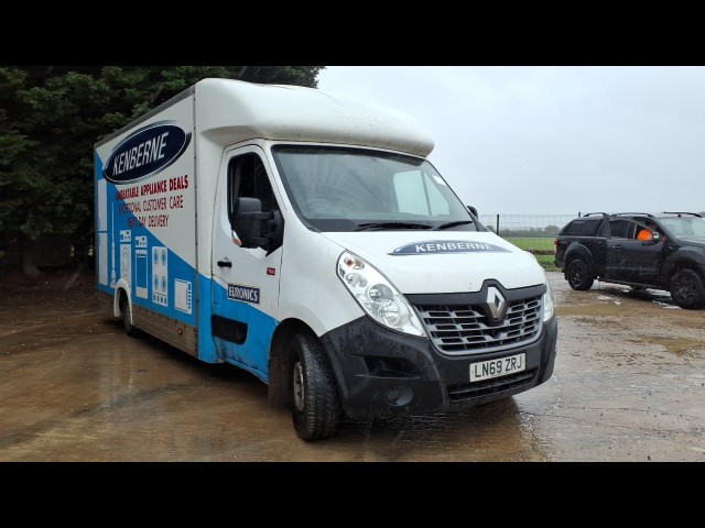 BUY RENAULT TRUCKS MASTER 35 LWB 2019 35 L3H1 P/C, Newark Motor Auctions