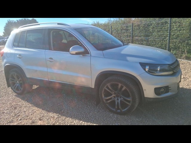 BUY VOLKSWAGEN TIGUAN SPORT TDI 4MOTION 2012 SPORT TDI 4MOTION, Newark Motor Auctions