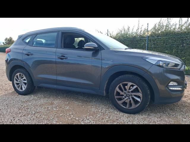 BUY HYUNDAI TUCSON SE NAV B-DRIVE 2WD 2016 CRDI SE NAV BLUE DRIVE, Newark Motor Auctions