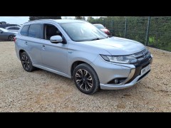 BUY MITSUBISHI OUTLANDER 4H PHEV CVT 2017 PHEV 4H, Newark Motor Auctions