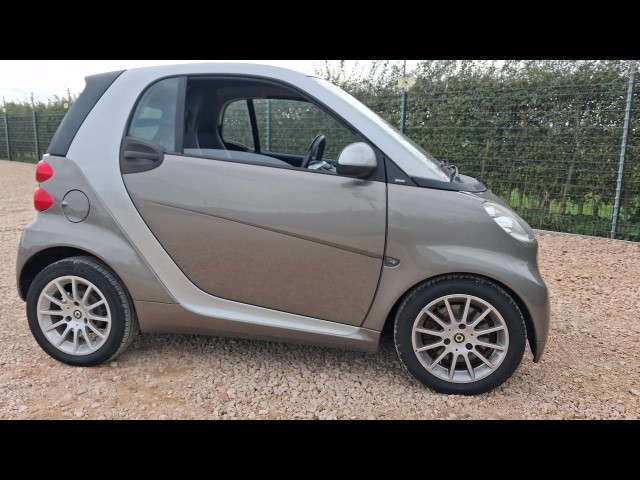BUY SMART FORTWO PASSION MHD AUTO 2010 PASSION MHD, Newark Motor Auctions