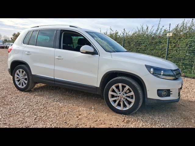 BUY VOLKSWAGEN TIGUAN SE TDI BLUETECH 4M 2012 SE TDI BLUEMOTION TECHNOLOGY 4MOTION, Newark Motor Auctions