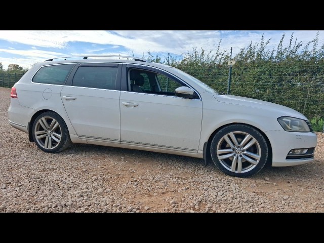 BUY VOLKSWAGEN PASSAT SPORT TDI B-MOTION 2012 SPORT TDI BLUEMOTION TECHNOLOGY, Newark Motor Auctions