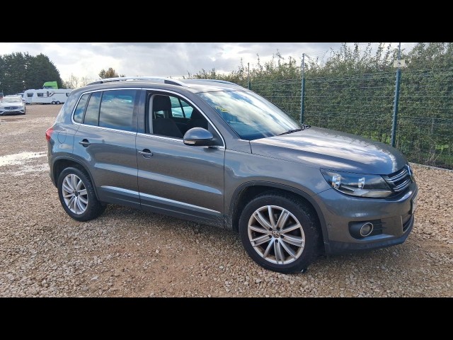 BUY VOLKSWAGEN TIGUAN MATCH EDITION TDI 2015 MATCH EDITION TDI BMT, Newark Motor Auctions
