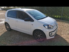 BUY VOLKSWAGEN GROOVE UP 2014 GROOVE UP, Newark Motor Auctions