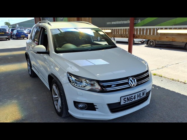 BUY VOLKSWAGEN TIGUAN R LINE TDI BMT 4MO 2014 R LINE TDI BLUEMOTION TECHNOLOGY 4MOTION, Newark Motor Auctions