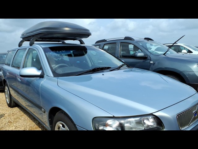 BUY VOLVO V70 TORSLANDA 2001 V70 140 TORSLANDA, Newark Motor Auctions
