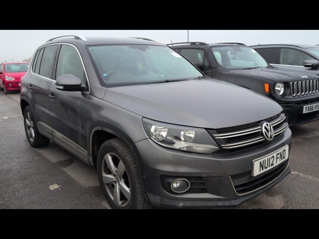 BUY VOLKSWAGEN TIGUAN SE TDI BLUEMOTION 2012 SE TDI BLUEMOTION TECHNOLOGY, Newark Motor Auctions