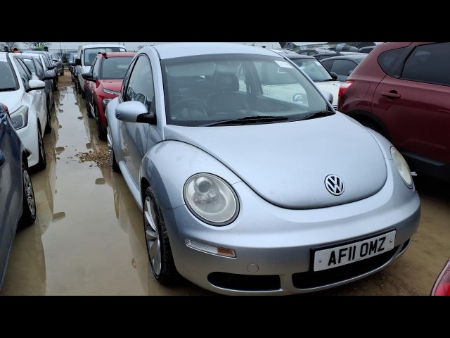 BUY VOLKSWAGEN BEETLE LUNA 102PS 2011 LUNA 8V, Newark Motor Auctions