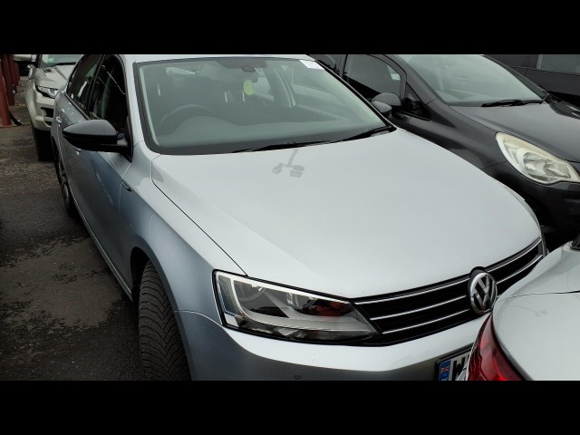 BUY VOLKSWAGEN JETTA SE BLUEMOTION TECH 2015 SE TSI BLUEMOTION TECHNOLOGY, Newark Motor Auctions