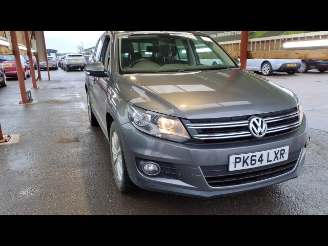BUY VOLKSWAGEN TIGUAN MATCH TDI BLUE TEC 2014 MATCH TDI BLUEMOTION TECHNOLOGY, Newark Motor Auctions