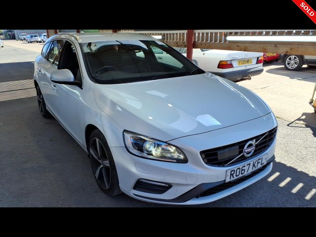 BUY VOLVO V60 R-DESIGN LUX NAV T4 A 2017 T4 R-DESIGN LUX NAV, Newark Motor Auctions