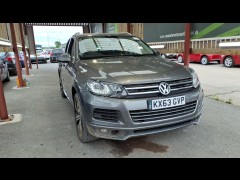 BUY VOLKSWAGEN TOUAREG V6 R-LINE TDI BMT 2013 V6 R-LINE TDI BLUEMOTION TECHNOLOGY, Newark Motor Auctions