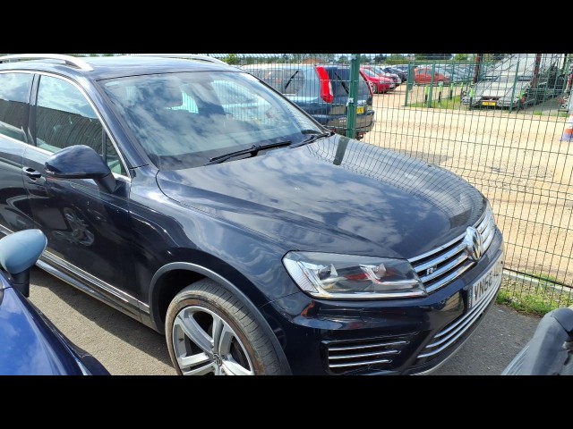 BUY VOLKSWAGEN TOUAREG V6 R-LINE + TDI B 2016 V6 R-LINE PLUS TDI BLUEMOTION TECHNOLOGY, Newark Motor Auctions