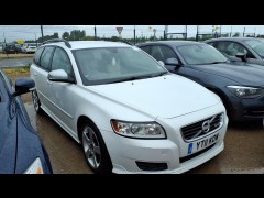 BUY VOLVO V50 R-DESIGN 2011 R-DESIGN, Newark Motor Auctions