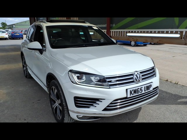 BUY VOLKSWAGEN TOUAREG V6 R-LINE TDI BMT 2015 V6 R-LINE TDI BLUEMOTION TECHNOLOGY, Newark Motor Auctions