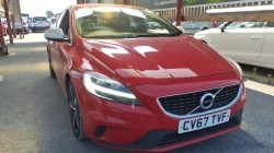2017 VOLVO V40 R-DESIGN NAV + T2 T2 R-DESIGN NAV PLUS 